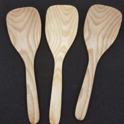 Paletta larga e curva in frassino 30-32 cm