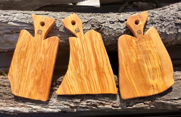 oplus_34 Tagliere irregolare con manico