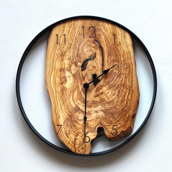 Orologio in legno di Ulivo ⌀50